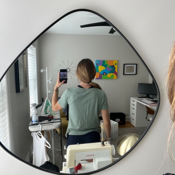 Gap Sage V-neck tshirt - Picture 4 of 6